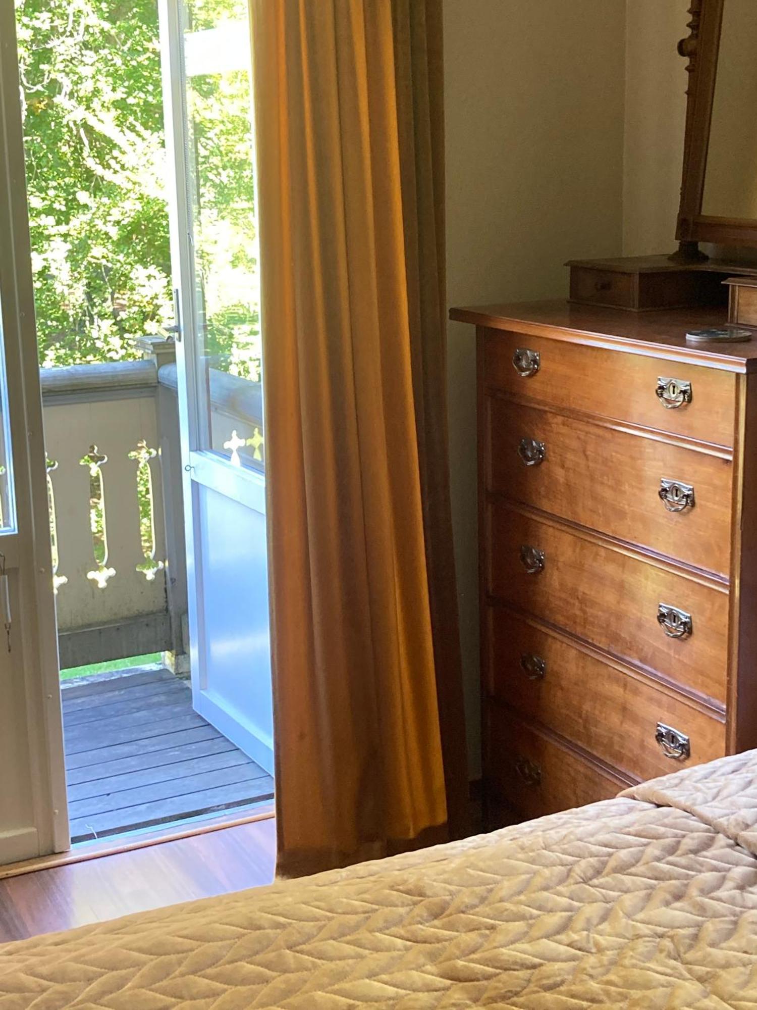 Moessebergs Vandrarhem Falköping エクステリア 写真